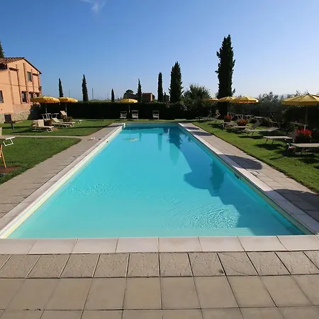 Vakantiehuis Near Trasimeno With Pool