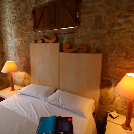 Near Trasimeno With Pool *