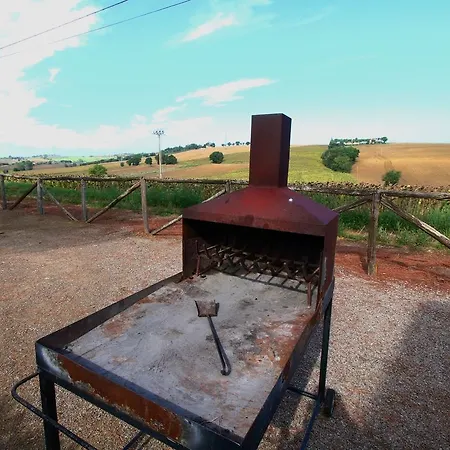 度假居 Near Trasimeno With Pool